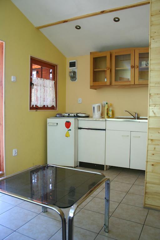 Osrodek Wypoczynkowy Jelonek Hotel Wolsztyn Bilik gambar