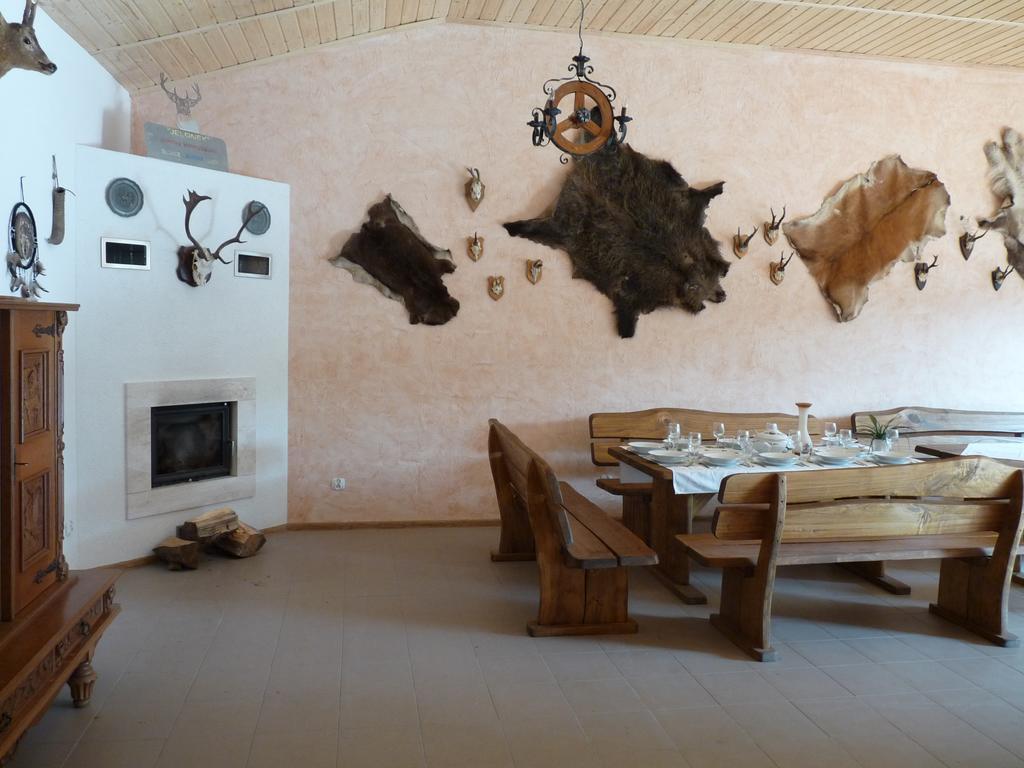 Osrodek Wypoczynkowy Jelonek Hotel Wolsztyn Luaran gambar