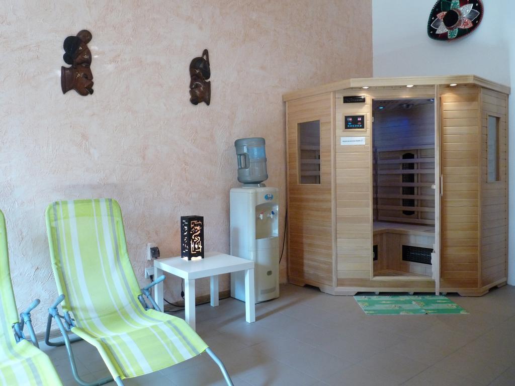 Osrodek Wypoczynkowy Jelonek Hotel Wolsztyn Luaran gambar